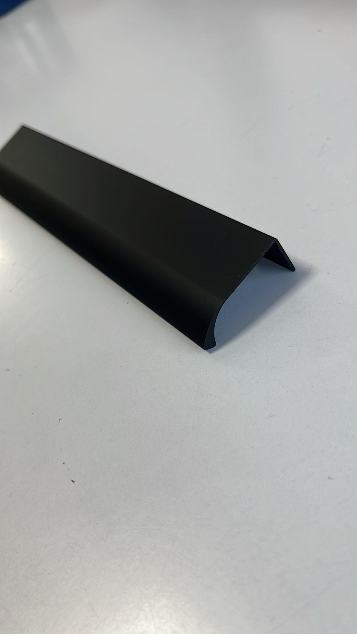 Maner 003 200MM NEGRU